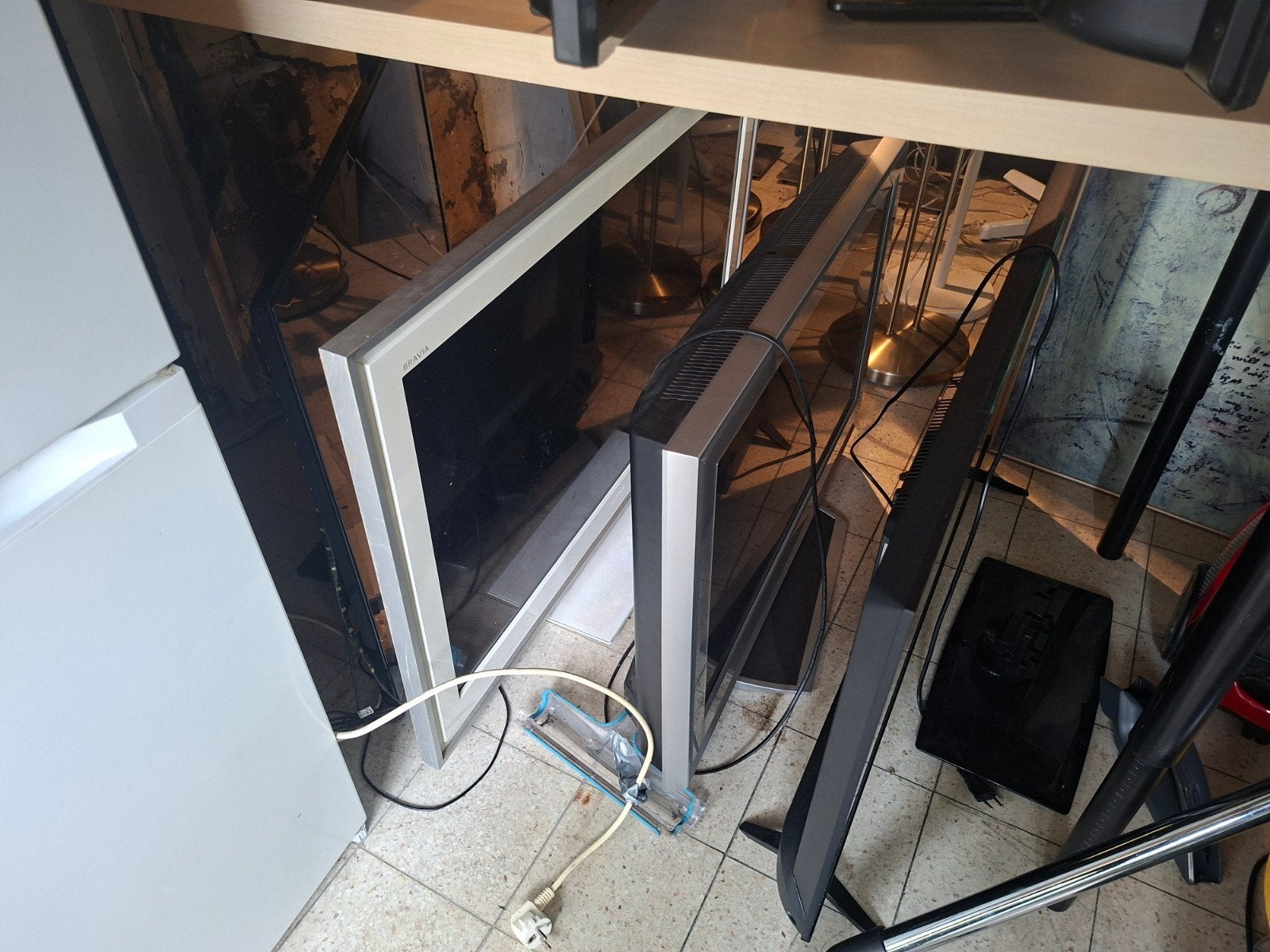 20 tv,s in een koop bieden, Ophalen