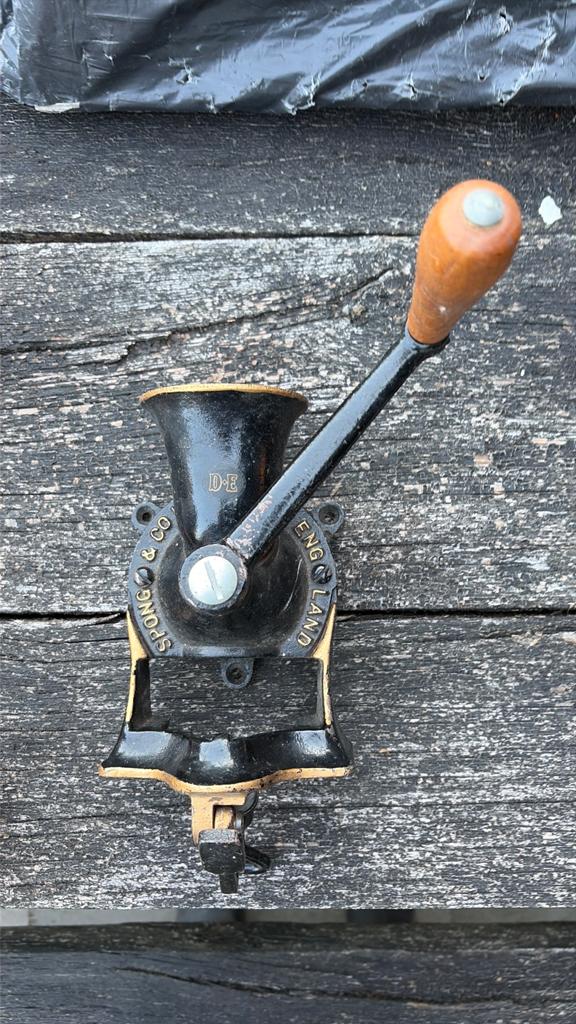 Vinted koffiemolen Spong & Co. No. 1, Antiek en Kunst, Antiek | Keukenbenodigdheden, Ophalen of Verzenden