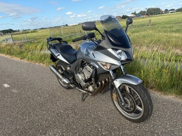 Honda CBF 600 SA ABS 2e eigenaar/ NL motor, Motoren, Motoren | Honda, 4 cilinders, Gebruikt, Particulier, Meer dan 35 kW