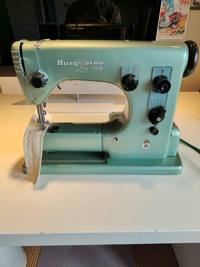 Husqvarna Zig-Zag naaimachine, Hobby en Vrije tijd, Ophalen of Verzenden, Gebruikt, Naaimachine, Husqvarna