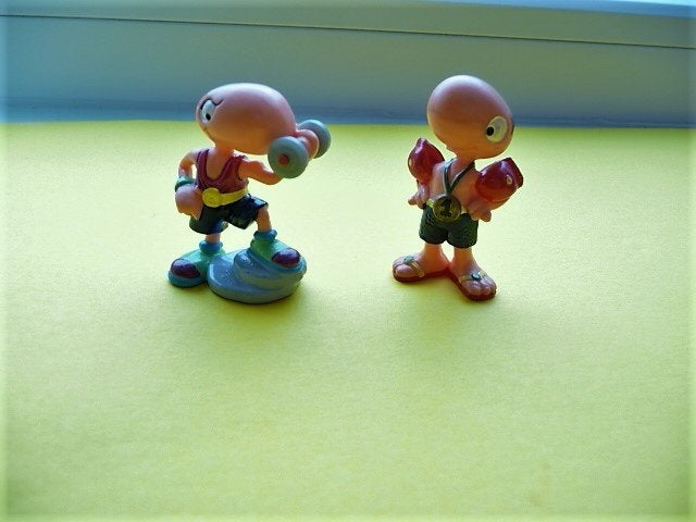 5 hard plastiek figuurtjes bill body 1993 ook leuk v taart, Verzenden, Zo goed als nieuw, Hardplasticfiguren