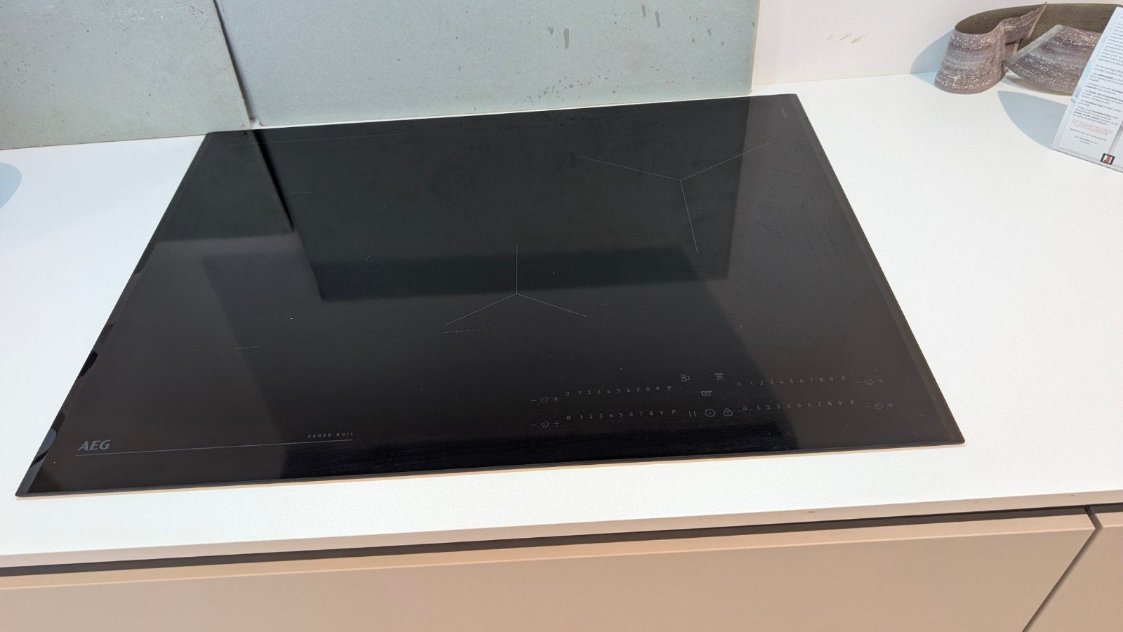 nieuwe AEG inductie kookplaat 71 cm € 475,--, Nieuw, Inbouw, Inductie, 4 kookzones