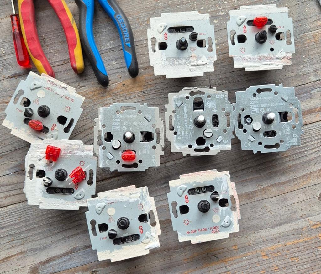Diverse halogeen dimmers, Doe-het-zelf en Verbouw, Elektra en Kabels, Ophalen of Verzenden, Gebruikt, Overige typen