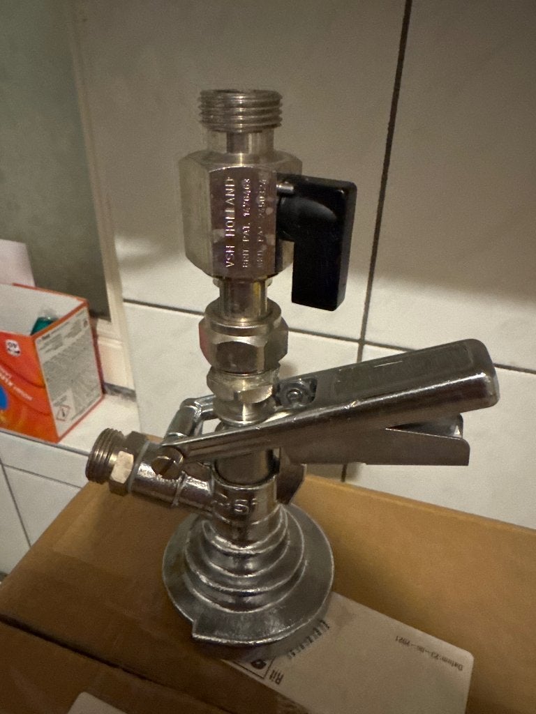 Vlakschuif bierfustkoppeling met tapkraan., Ophalen of Verzenden, Zo goed als nieuw, Overige merken