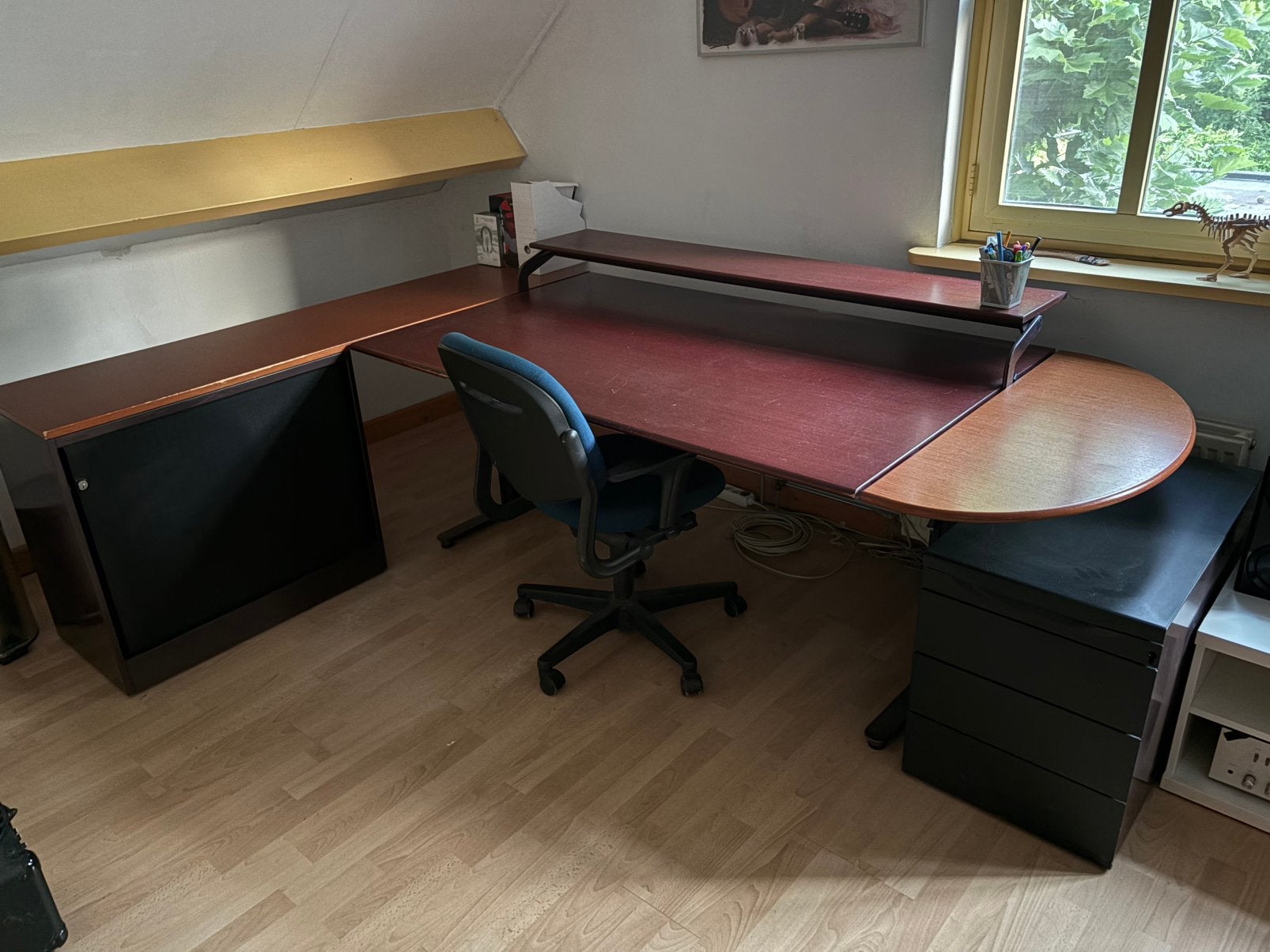 Groot hoekbureau Ahrend, Huis en Inrichting, Ophalen, Gebruikt