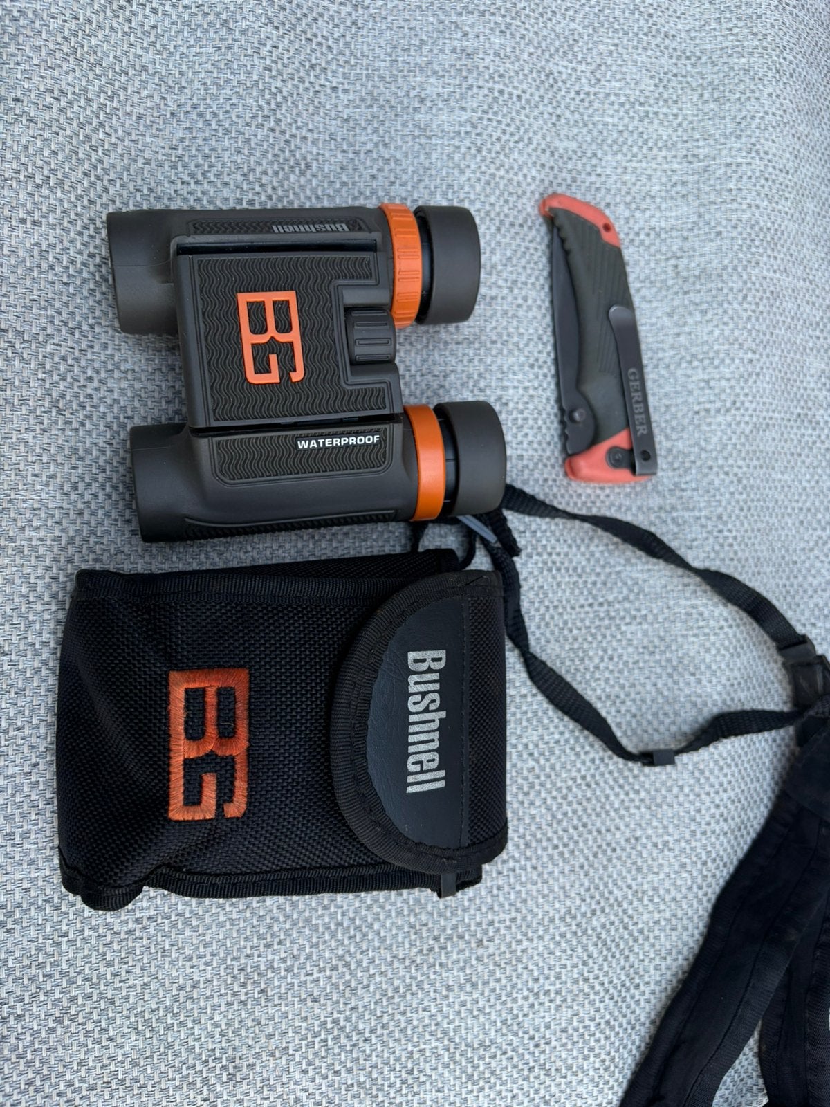 Bear Grylls bushnell verrekijker 8x25 en zakmes Gerber, Ophalen of Verzenden, Zo goed als nieuw, 8 tot 12x, Overige typen