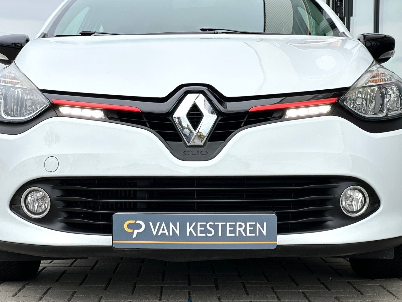Foto 24 van RENAULT Clio TCe 90pk Dynamique | Nav. | Cruise C. | Voll De