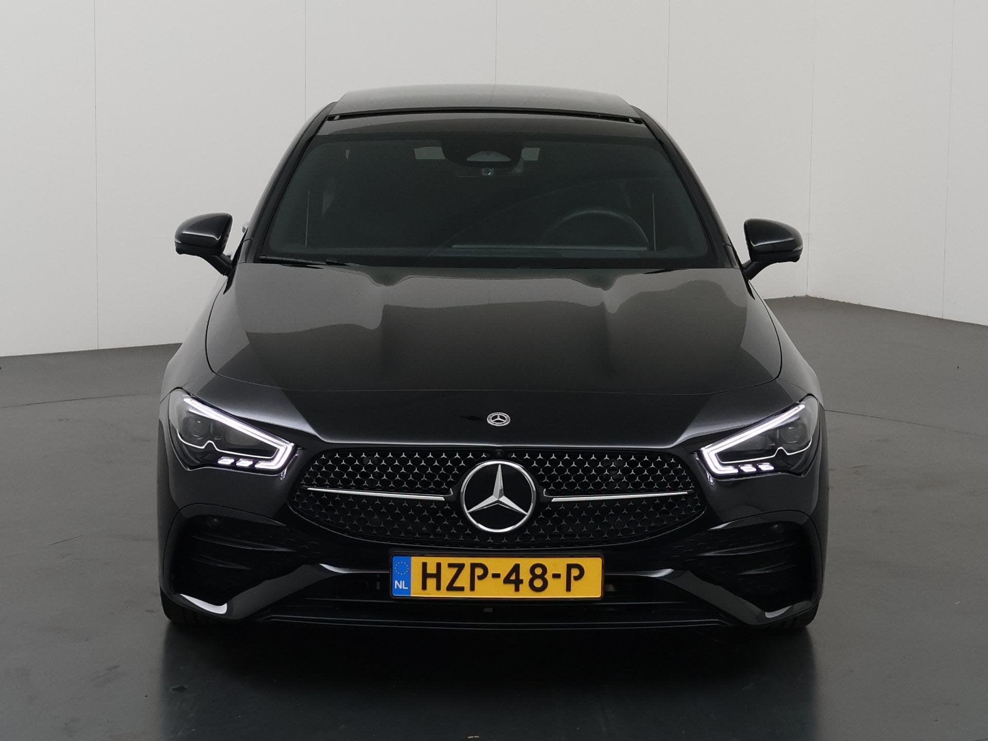 Mercedes-Benz CLA-klasse 180 Business Solution AMG | Panoram, CLA, 136 pk, Gebruikt, 4 cilinders