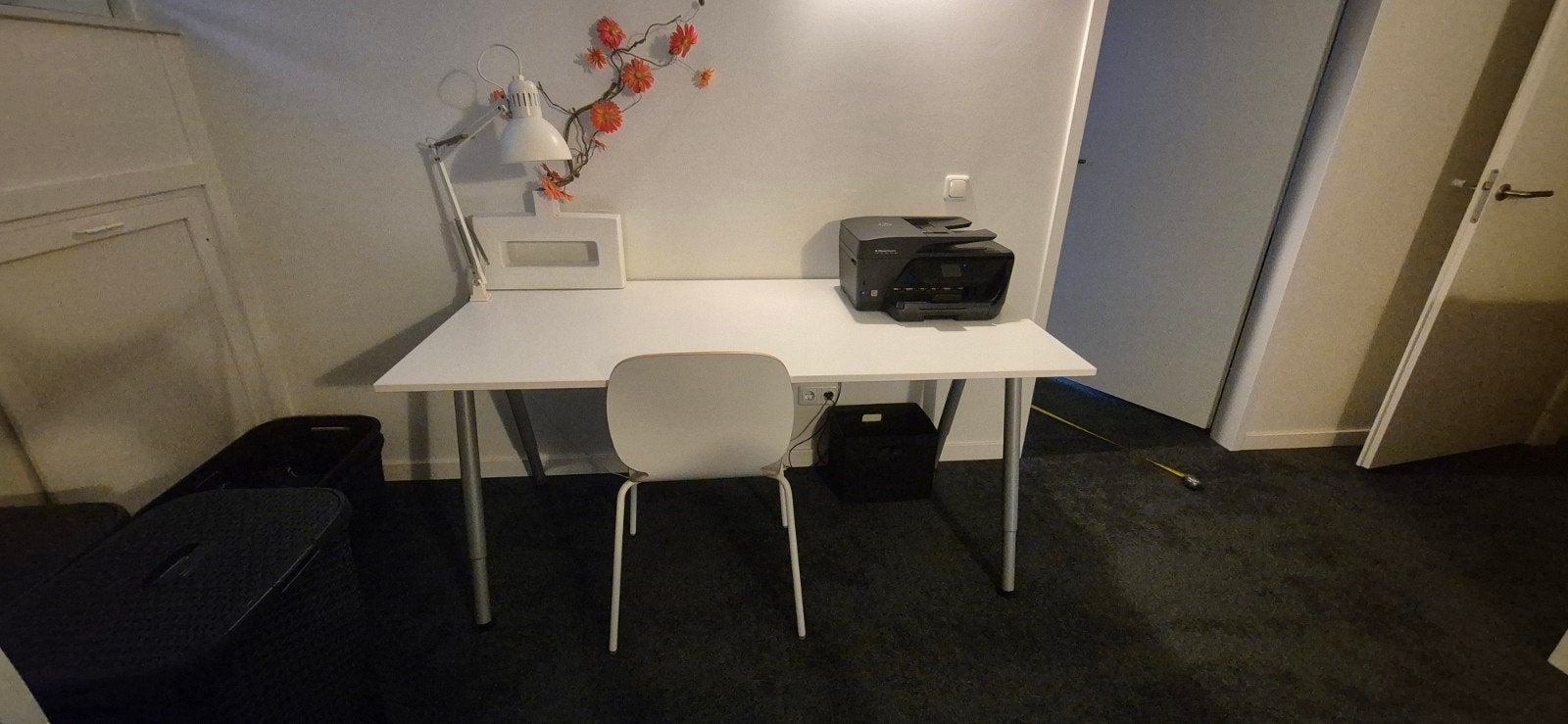 Bureau/werktafel, wit. Ikea, Huis en Inrichting, Ophalen, In hoogte verstelbaar, Gebruikt