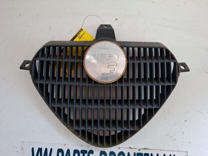 Grille van een Alfa Romeo Spider, Auto-onderdelen, Carrosserie en Plaatwerk, Gebruikt, -, Verzenden, -