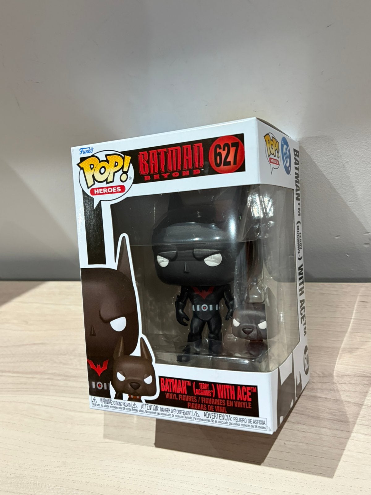 Funko Pop Batman Beyond 627 Batman Terry McGinnis w Ace DC, Funko Europe, Ophalen of Verzenden, Zo goed als nieuw, 4th floor, 1 Queen Caroline St, London W6 9YN, Verenigd Koninkrijk