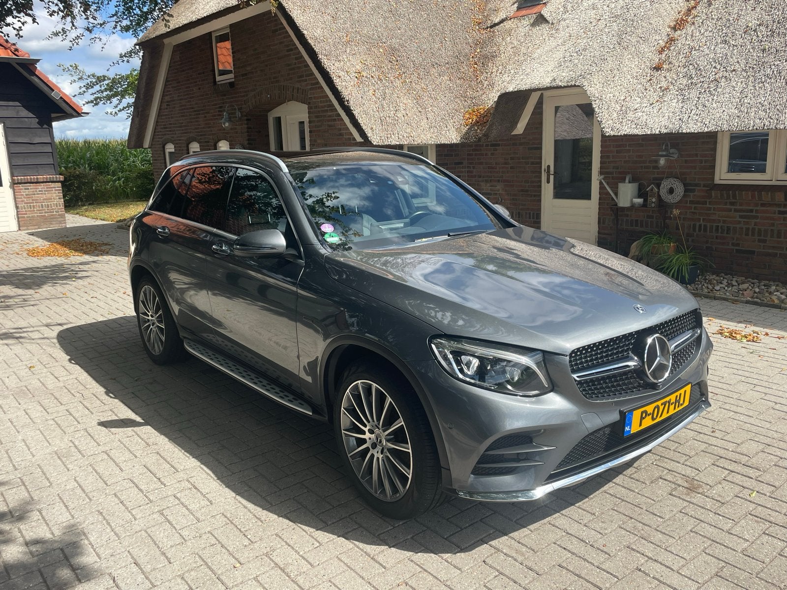 Mercedes-Benz GLC e 2018 Grijs vol opties, Automaat, 4 cilinders, 2000 kg, 120 €/maand