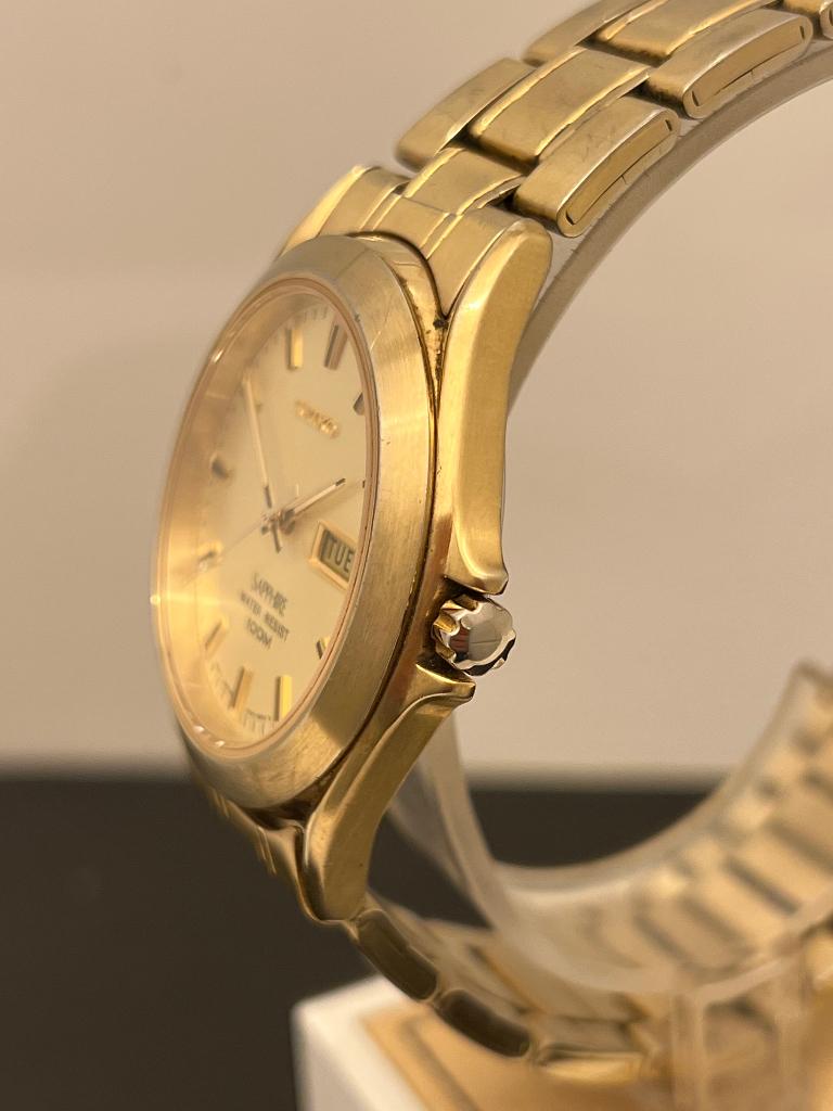 Seiko V743-8850 Sapphire Goudkleurig 35mm, Sieraden, Tassen en Uiterlijk, Horloges | Dames, Gebruikt, Staal, Polshorloge, Ophalen of Verzenden