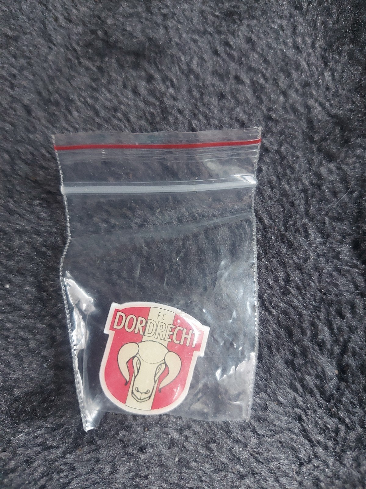 FC Dordrecht Speldje - Voetbalclub Pin, Ophalen of Verzenden, Zo goed als nieuw