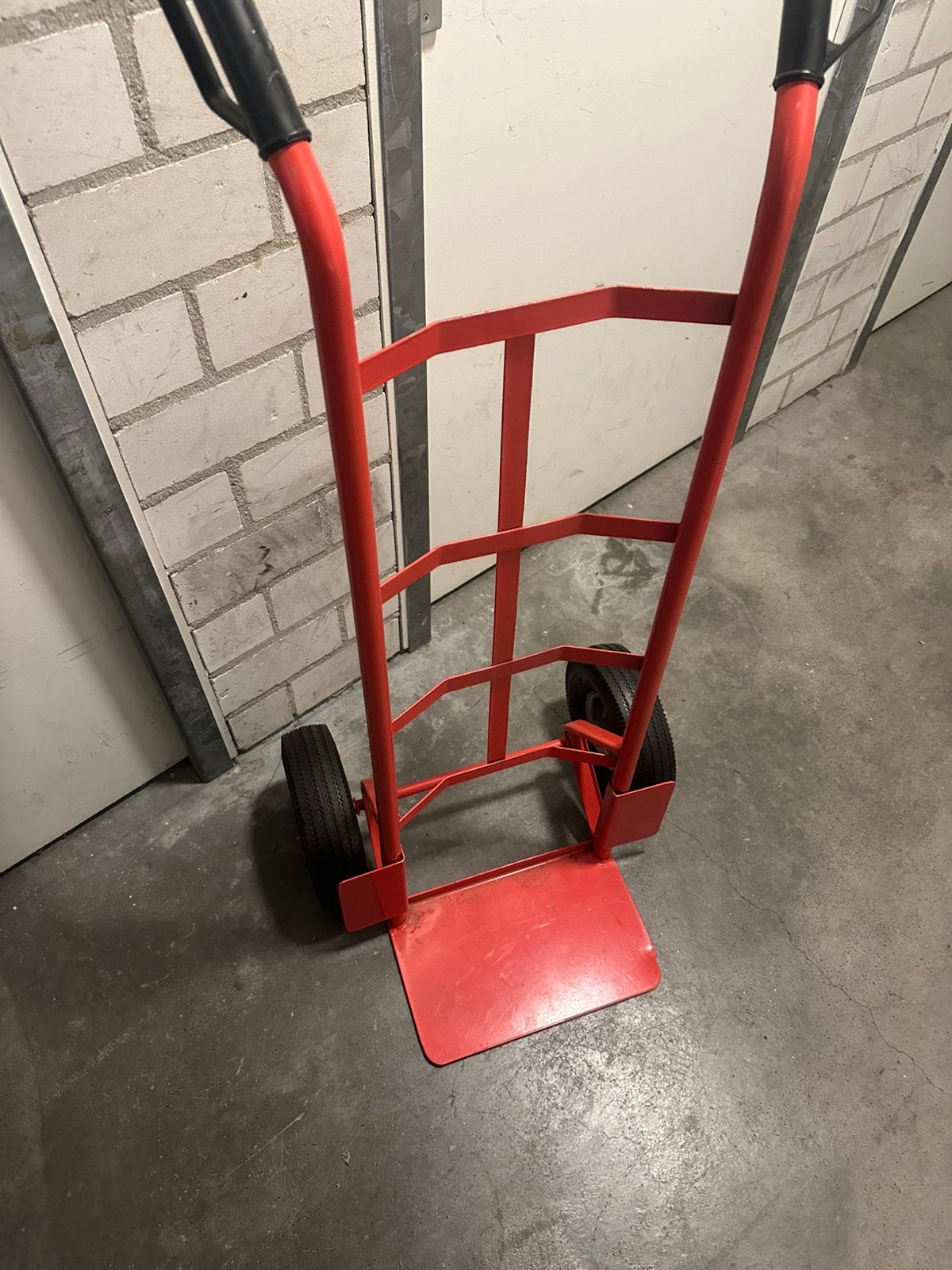 Te koop trolley of vervoer karretje, 100 liter of meer, Ophalen, Zo goed als nieuw, Transportkar
