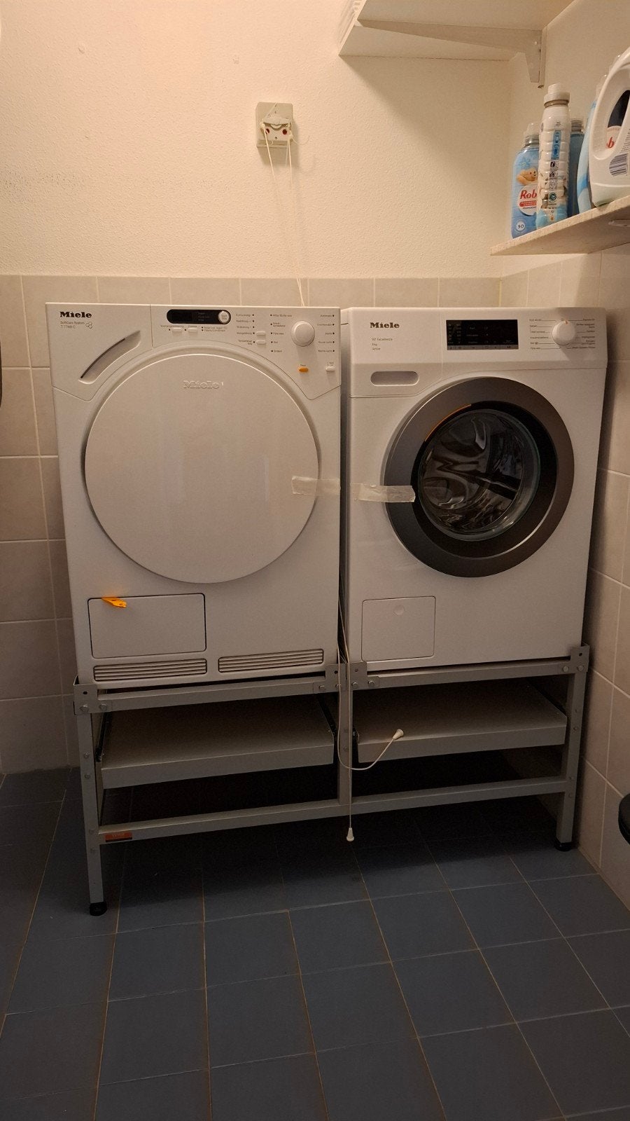 Wasmachine verhoger met uittrekbare planken, Witgoed en Apparatuur, Ophalen, Zo goed als nieuw, Voorlader