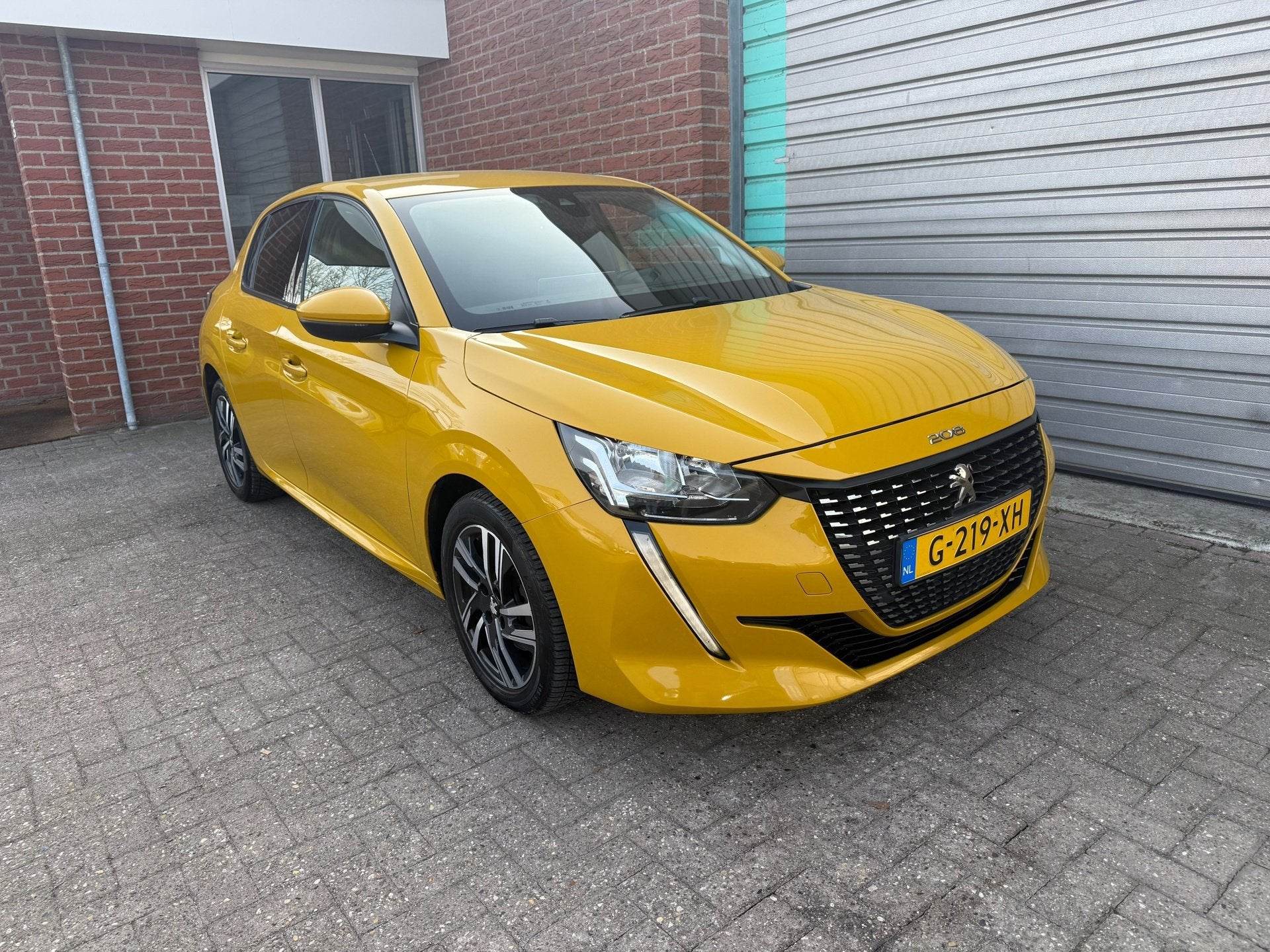Peugeot 208 1.5 BlueHDi Blue Lease Allure NAV.+ Clima Bj:202, Auto's, Voorwielaandrijving, Gebruikt, Euro 6, Parkeersensor