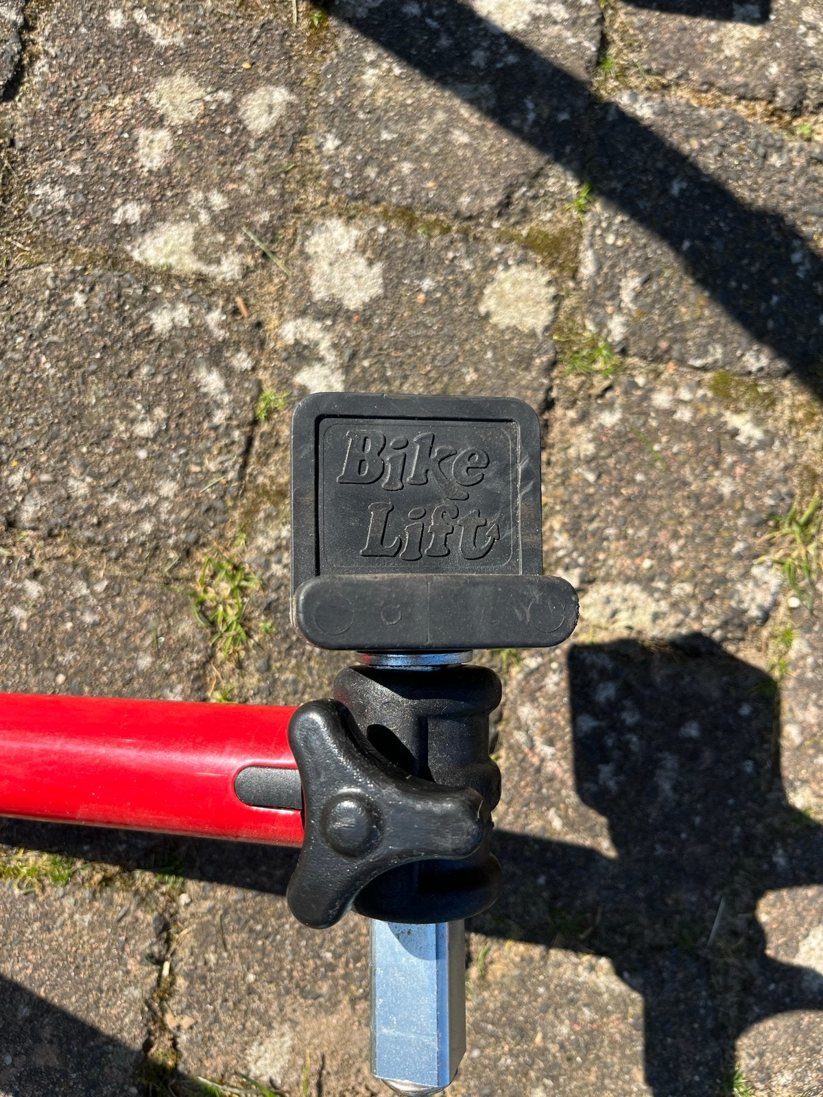 Bike-Lift Motorfiets paddockstand achter rood, Ophalen, Zo goed als nieuw