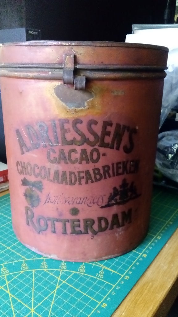 Antieke Adriessen`s  Cacao Chocolaadfabriek. Rotterdam blik, Verzamelen, Blikken, Ophalen of Verzenden, Gebruikt, Overige, Overige merken