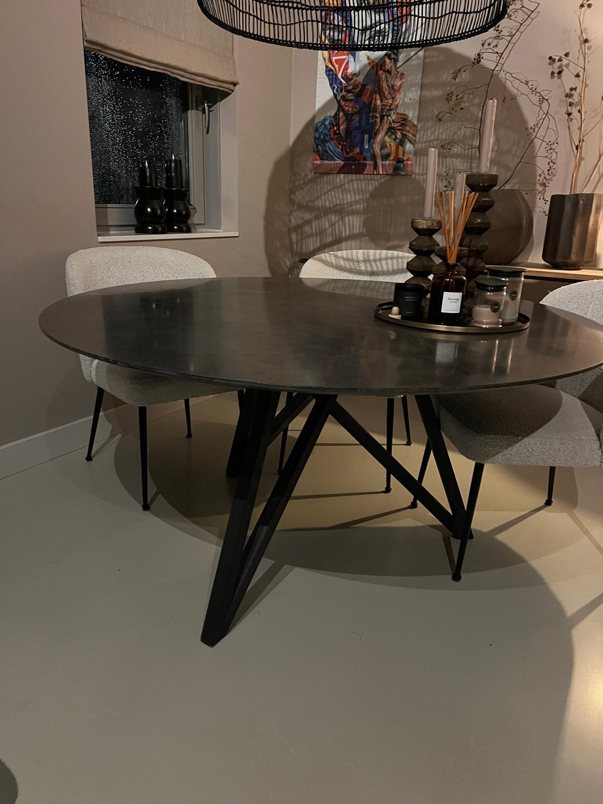 Moderne ronde eettafel met houten onderstel 150 cm, Huis en Inrichting, Overige materialen, Gebruikt, 100 tot 150 cm, Rond