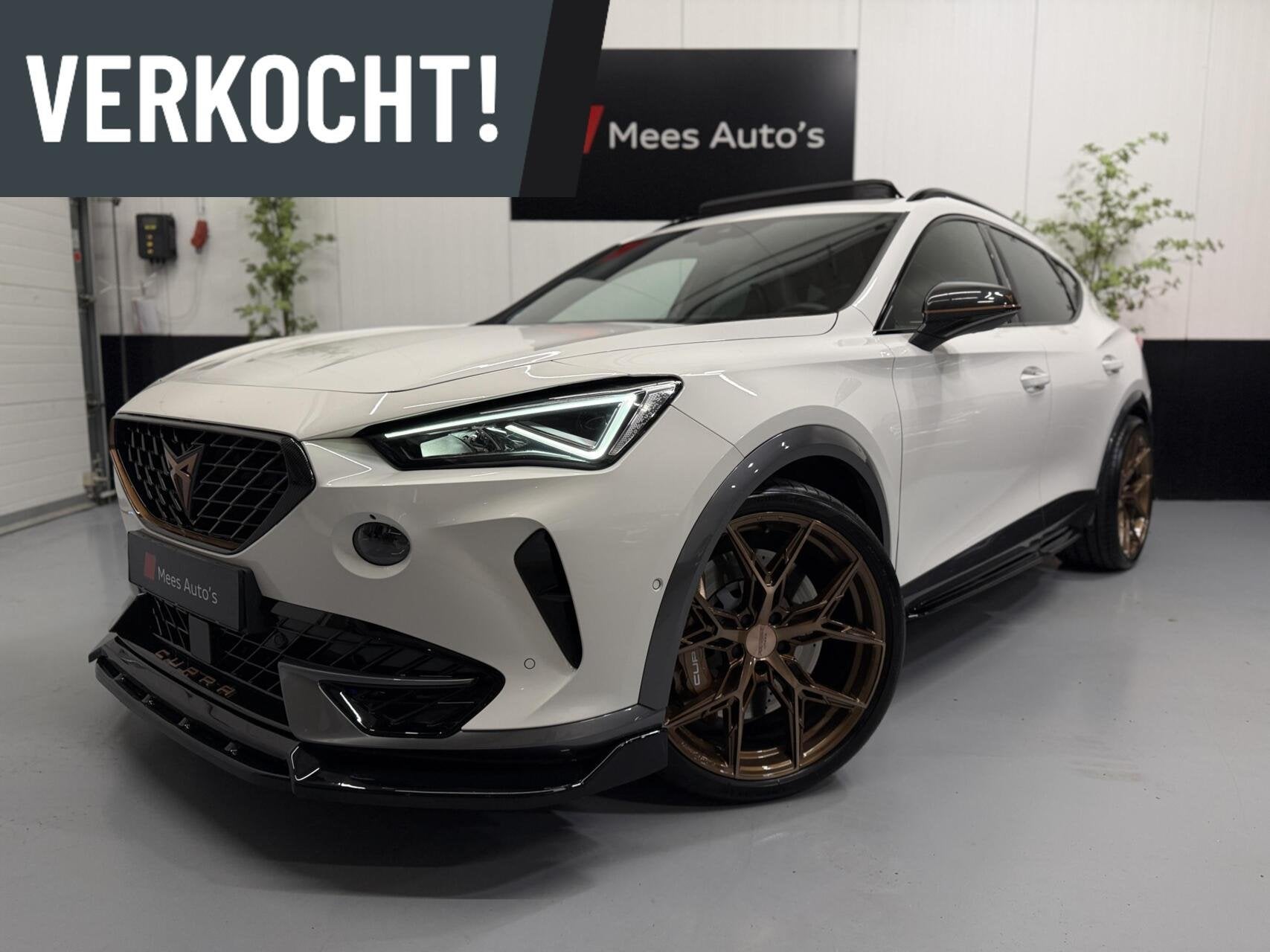 CUPRA Formentor VZ 2.0 TSI 4DRIVE 460PK|Pano|Leer|Custom|20", Auto's, Automaat, 4 cilinders, Wit, Leder