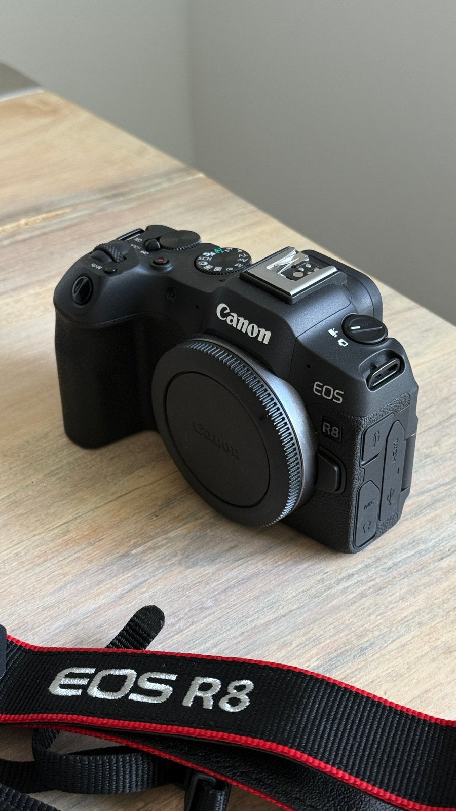 Canon R8 - full frame camera foto / video, Audio, Tv en Foto, Fotocamera's Digitaal, Ophalen of Verzenden, Zo goed als nieuw, Canon