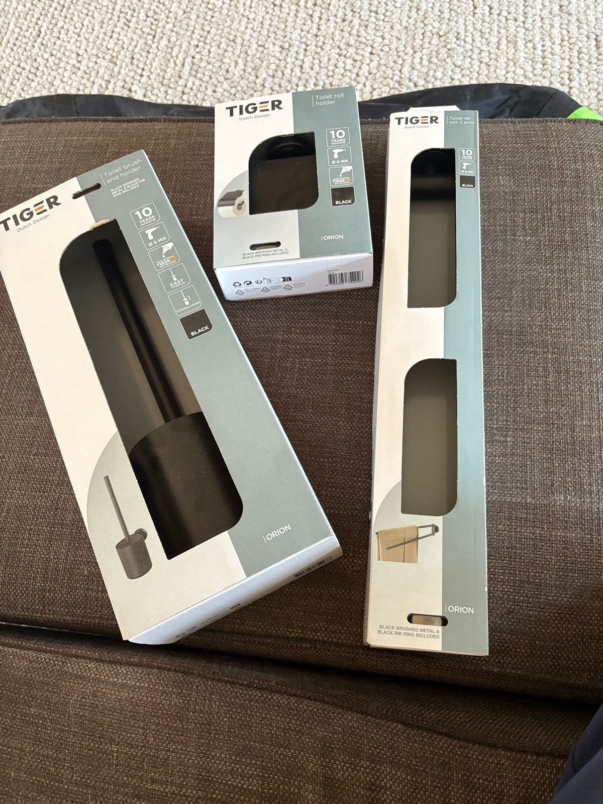 Nieuwe Tiger Orion badkameraccessoires set - Zwart, Toilet-accessoire, Nieuw, Ophalen of Verzenden, Overige merken