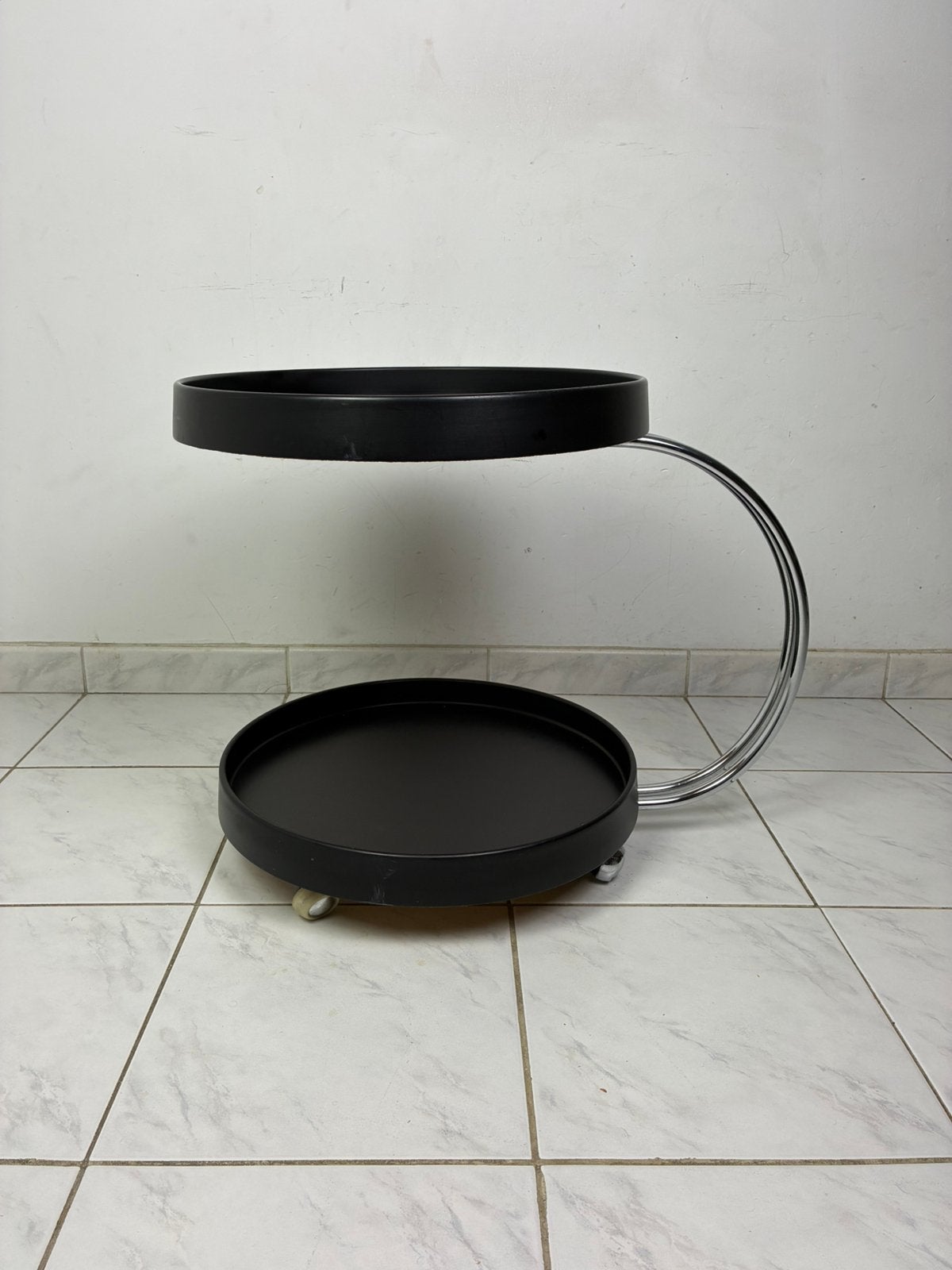 Vintage ronde trolley bijzettafel, Ophalen, 50 tot 100 cm, 25 tot 50 cm, Kunststof