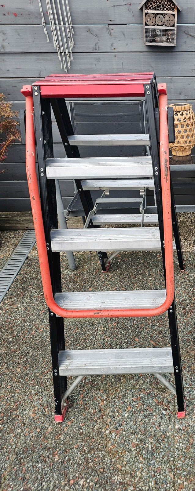 Altrex 2x5 treden schaarladder met beugel 1.30m, Gebruikt, Ophalen of Verzenden, Ladder, Opvouwbaar of Inschuifbaar