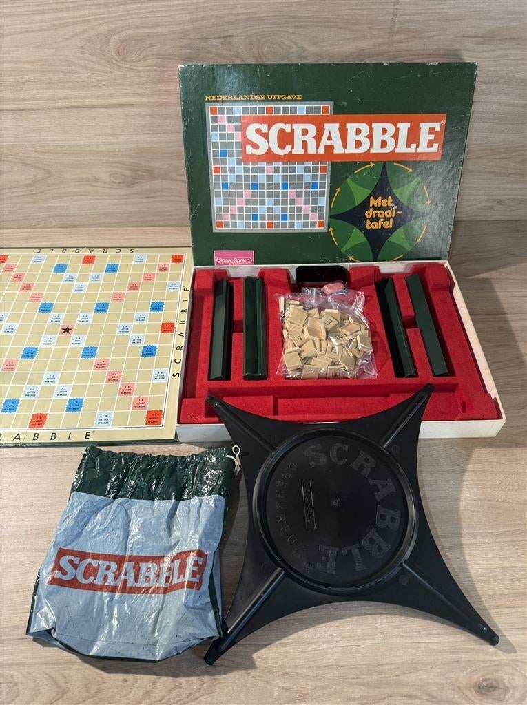 Scrabble met Draaitafel - s6060