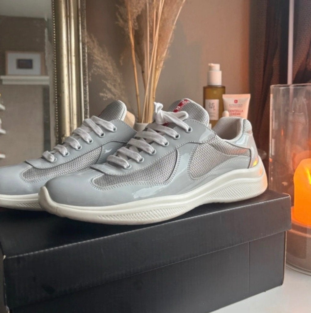 Prada americas cup maat 43 grijs, Overige kleuren, Ophalen of Verzenden, Prada, Sneakers of Gympen