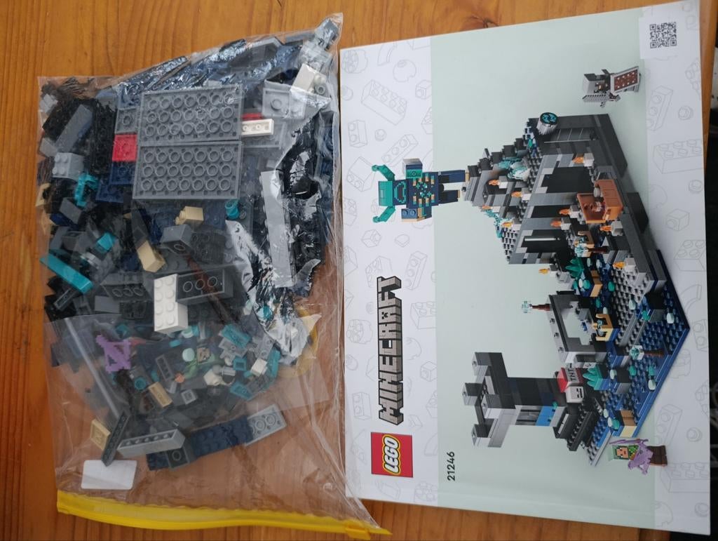 Lego Minecraft 21246 De Diepe Strijd - Oncompleet, Gebruikt, Minecraft, Lego, Ophalen of Verzenden