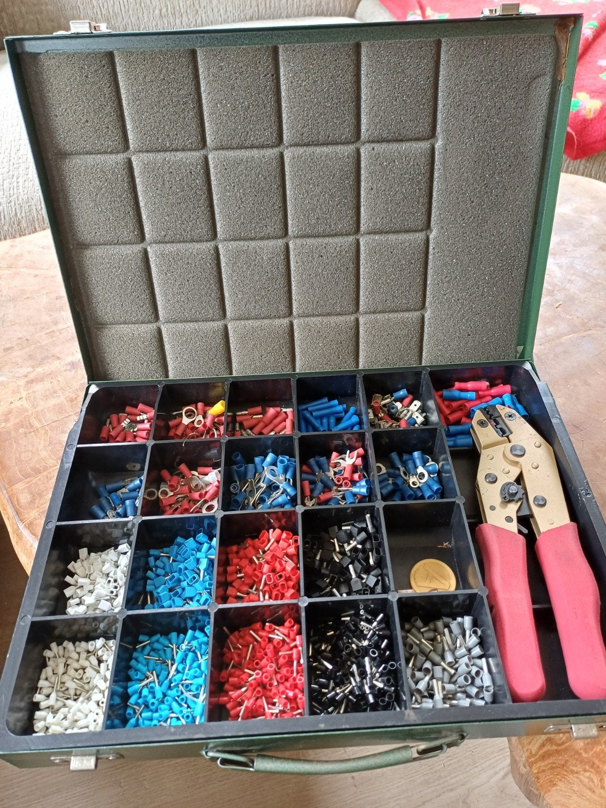 Krimptang set met diverse kabelschoenen en adereindhulzen, Ophalen