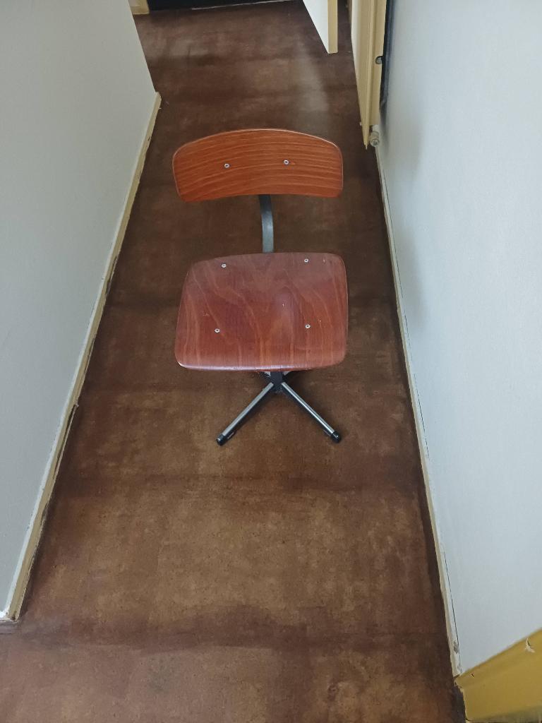 Kinderstoel , oude schoolstoel., Ophalen, Gebruikt, Overige typen