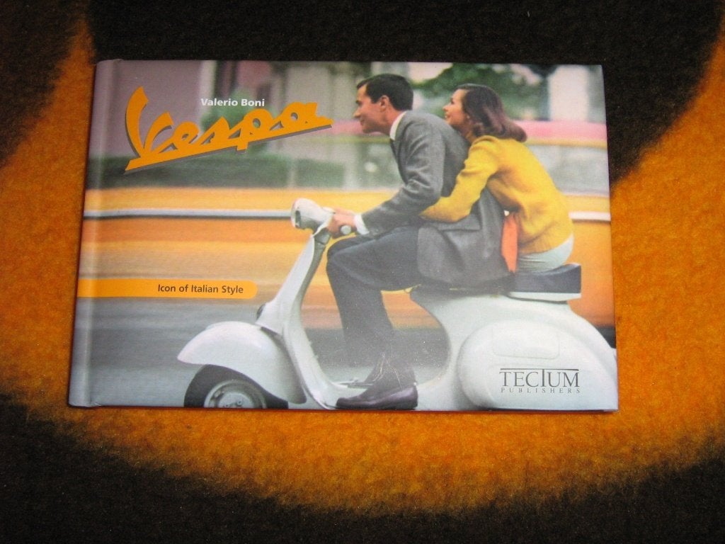 te koop vespa boekje Hardcover, Ophalen of Verzenden, Nieuw