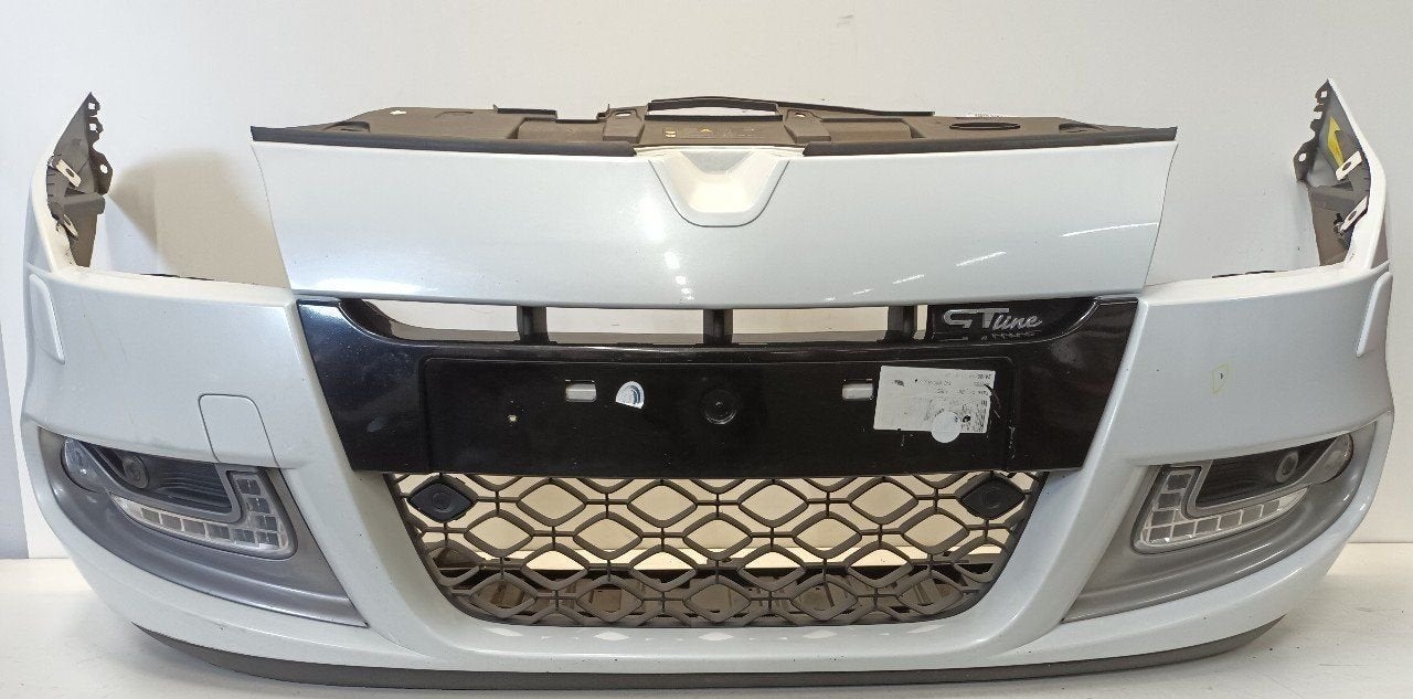 Bumper voor Renault Mégane, Auto-onderdelen, Carrosserie en Plaatwerk, Onderdelen@venauto.nl, Van der Ven Autorecycling B.V., Gebruikt