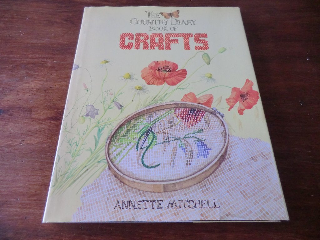 boek - The Country Diary book of Crafts / Edith Holden, Ophalen of Verzenden, Gelezen, Borduren en Naaien