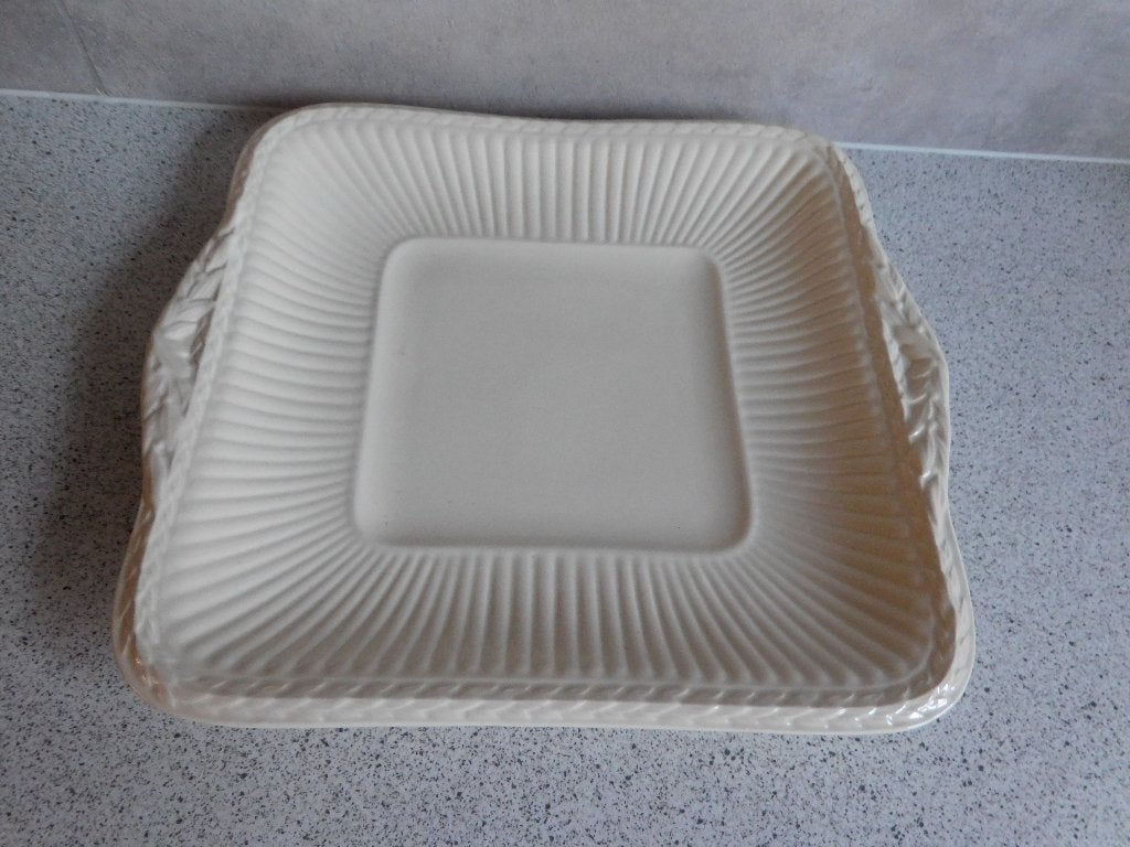 Wedgwood Edme schaal 25x23 cm, Klassiek, Ophalen of Verzenden, Schaal of Schalen, Zo goed als nieuw