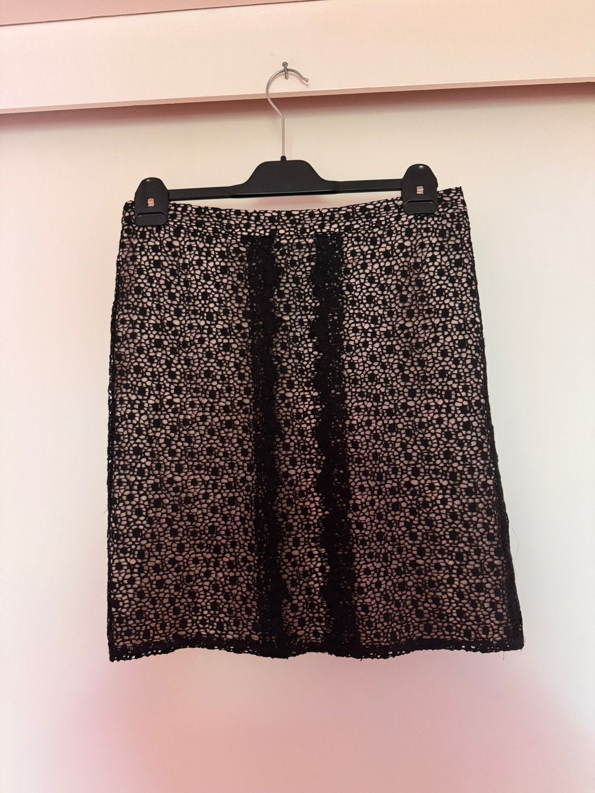 Zwart kanten marccain rok maat 3/38, Kleding | Dames, Rokken, Maat 38/40 (M), Zwart, Ophalen of Verzenden, Zo goed als nieuw