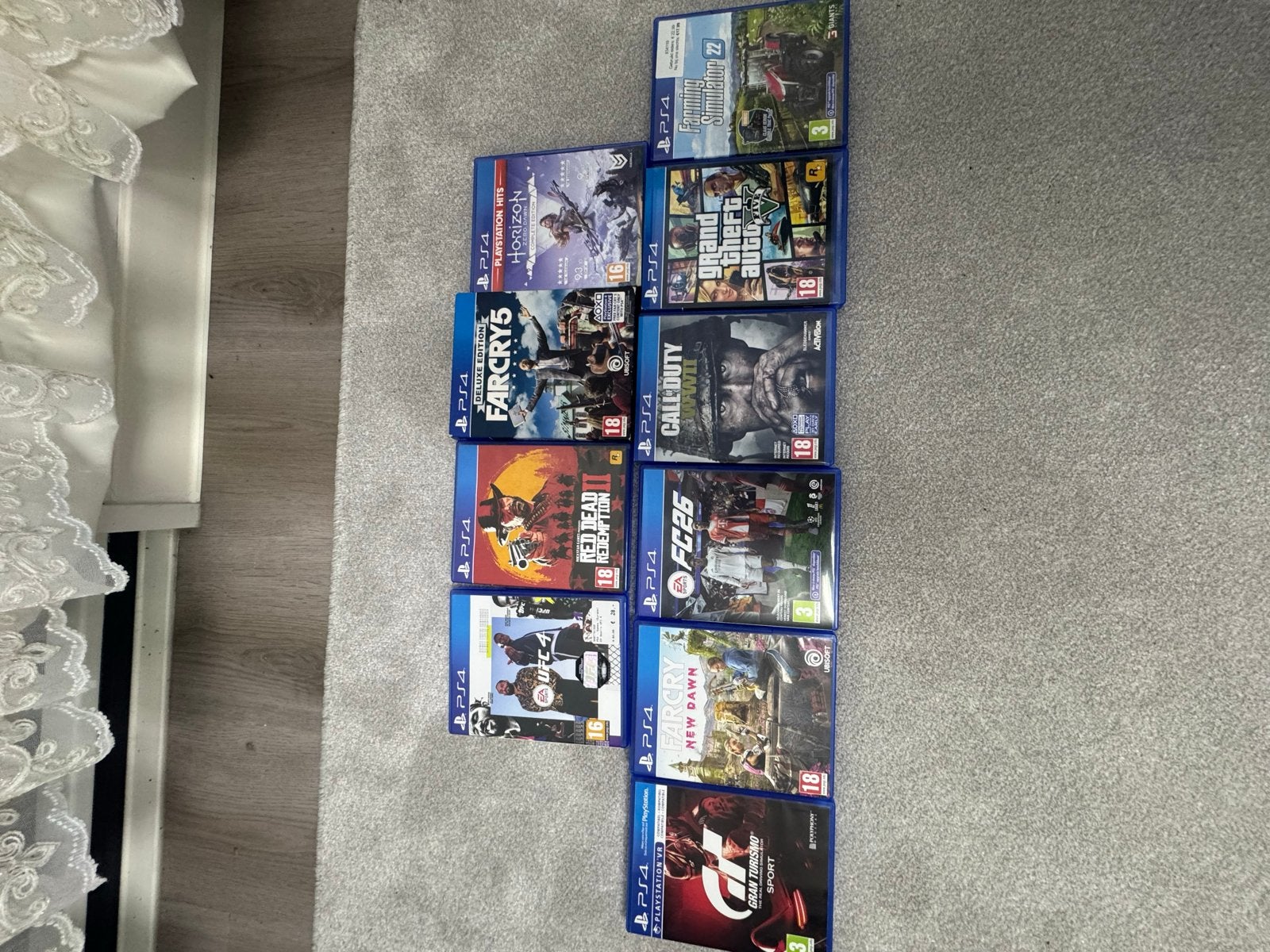 PS4 Games Bundel: Horizon, Far Cry, GTA V, Call of Duty en m, Online, Gebruikt, Vanaf 18 jaar, Overige genres