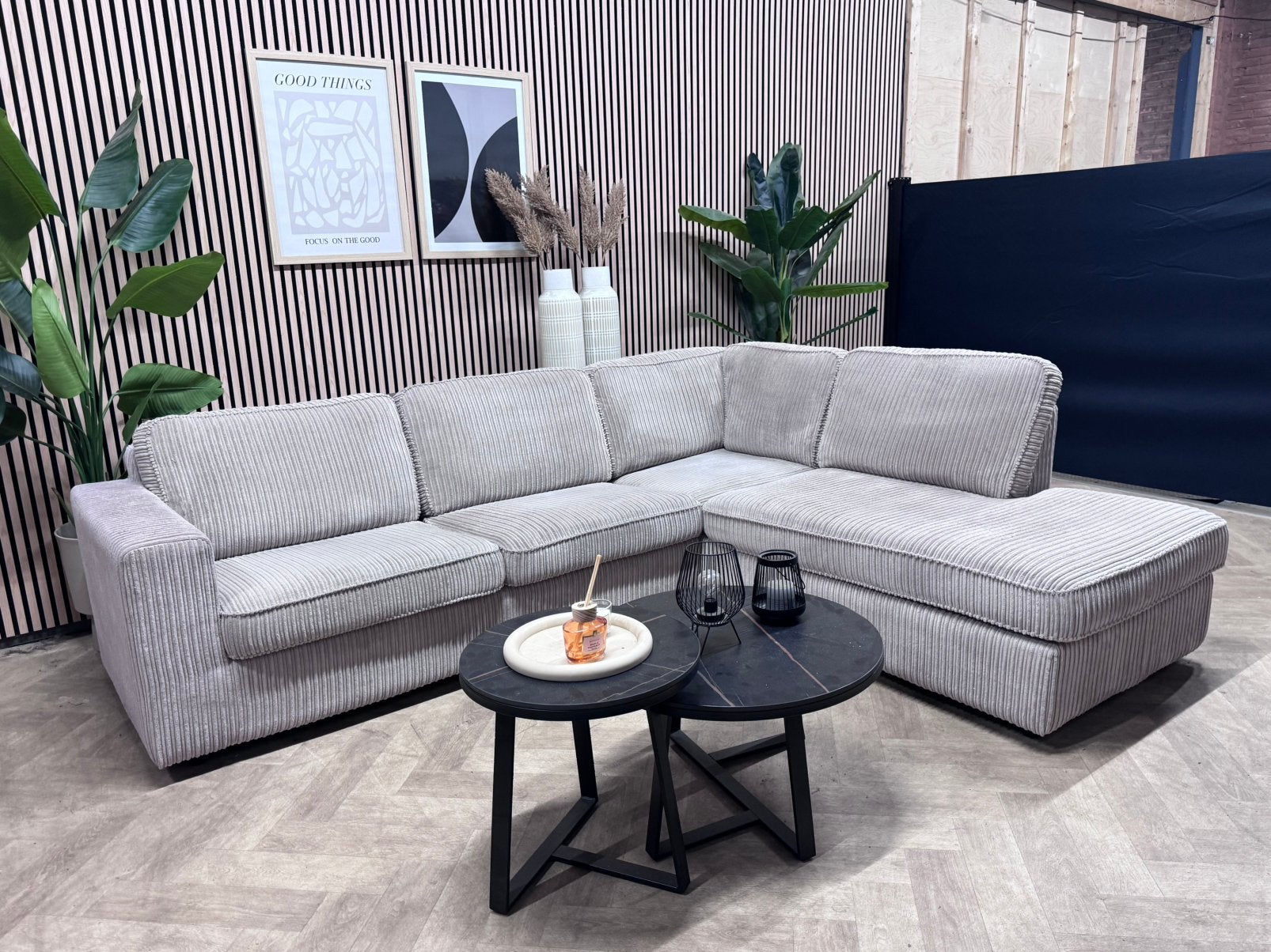 ZGAN Trendy Ribstof Hoekbank - Beige - 265 x 215, 250 tot 300 cm, -, -, Hoekbank