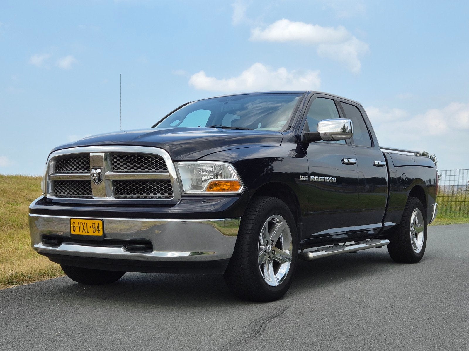 Dodge RAM 1500 5.7 HEMI V8 LAGE BIJTELLING, Auto's, Automaat, Euro 5, 5654 cc, Blauw