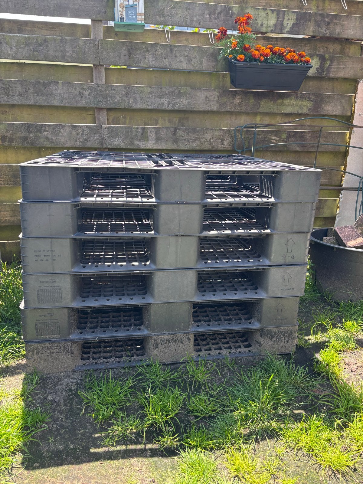Stevige kunststof pallets, Doe-het-zelf en Verbouw, Platen en Panelen, Ophalen, Gebruikt, Overige materialen, 100 mm of meer