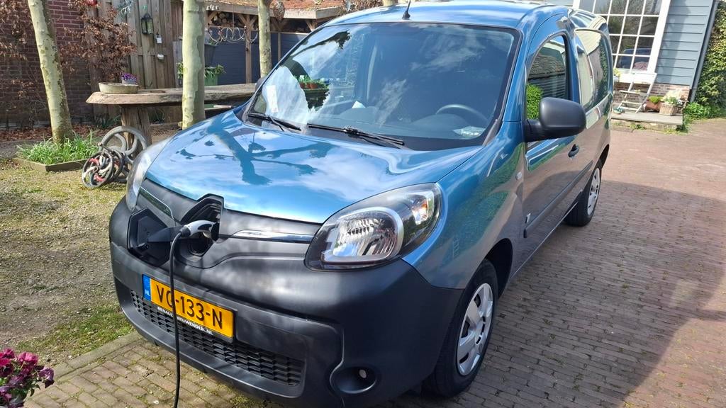 100% elektrische Renault Kangoo Express ZE. Huuraccu, 2013, Auto's, Bestelauto's, Stof, Zwart, Origineel Nederlands, Elektrisch