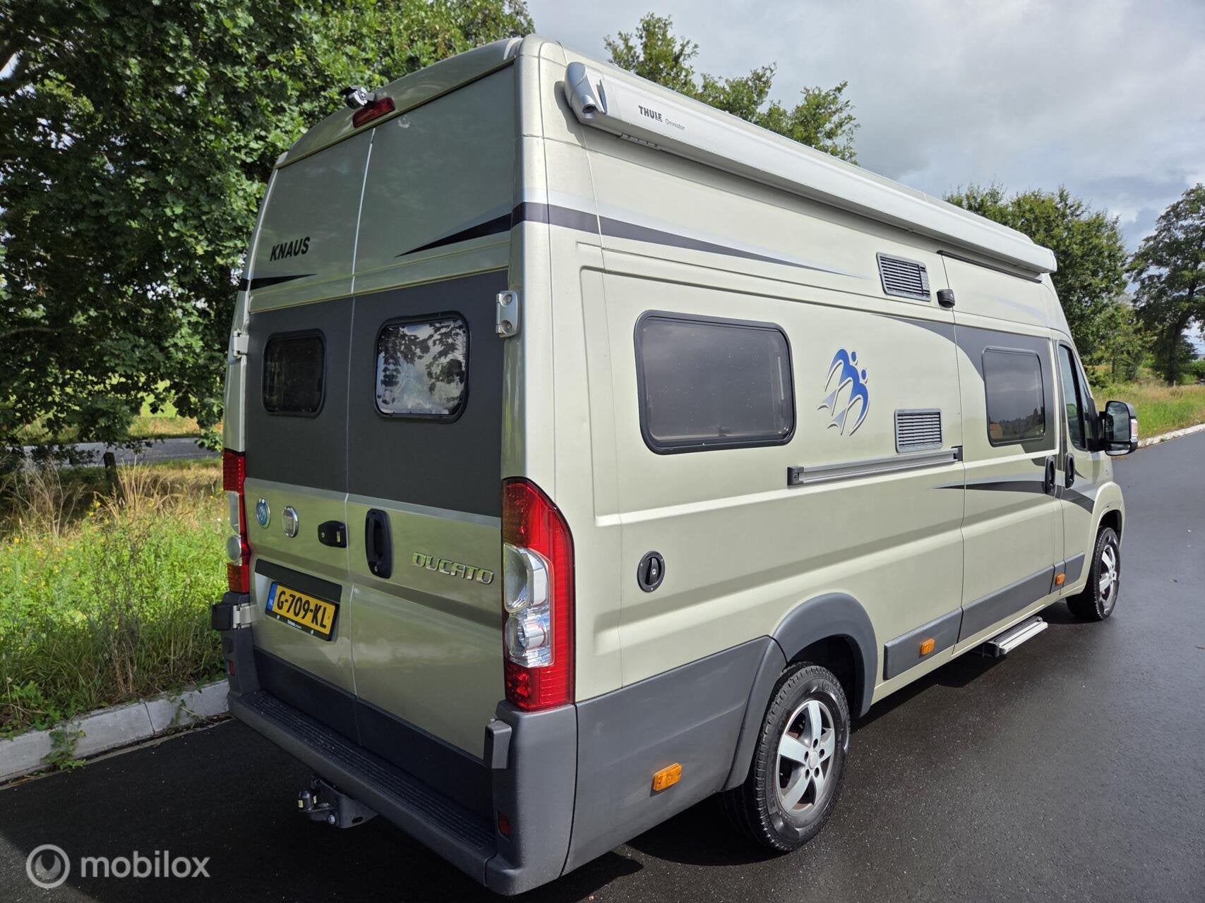 Knaus BoxStar Freeway 630 150PK Automaat – H3 – XXL bed, Automaat, Buscamper of Camperbus, Achteruitrijcamera, 6 tot 7 meter