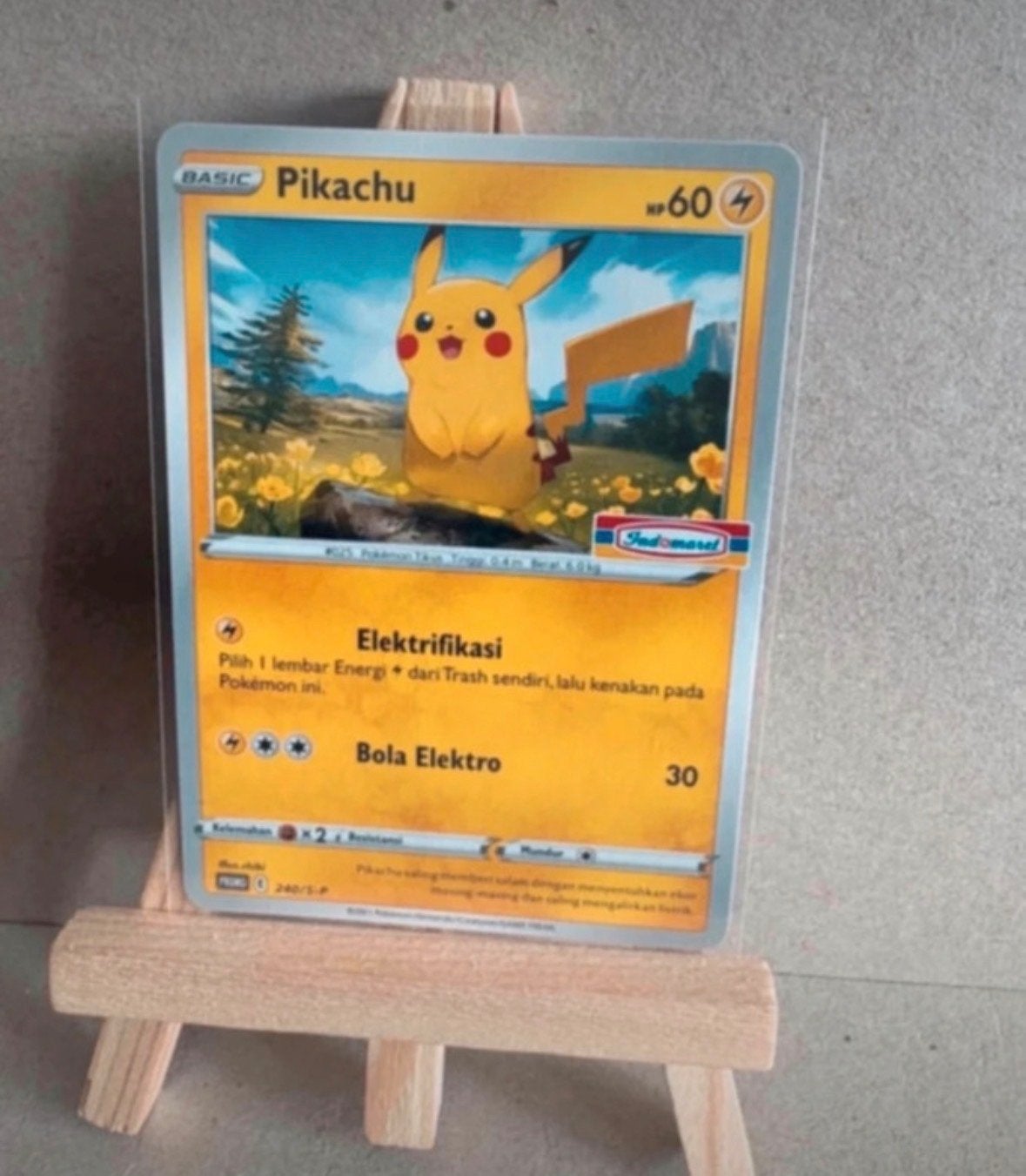 Pikachu Indomaret Promokaart Pokémon TCG, Ophalen of Verzenden, Zo goed als nieuw, Losse kaart