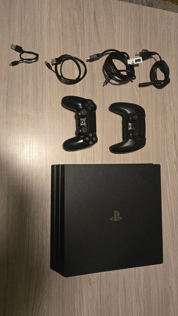 PS4 Pro 1TB + 2 Controllers + GTA V + 49” LG 4K TV ! FULL, Spelcomputers en Games, Spelcomputers | Sony PlayStation 4, Ophalen of Verzenden