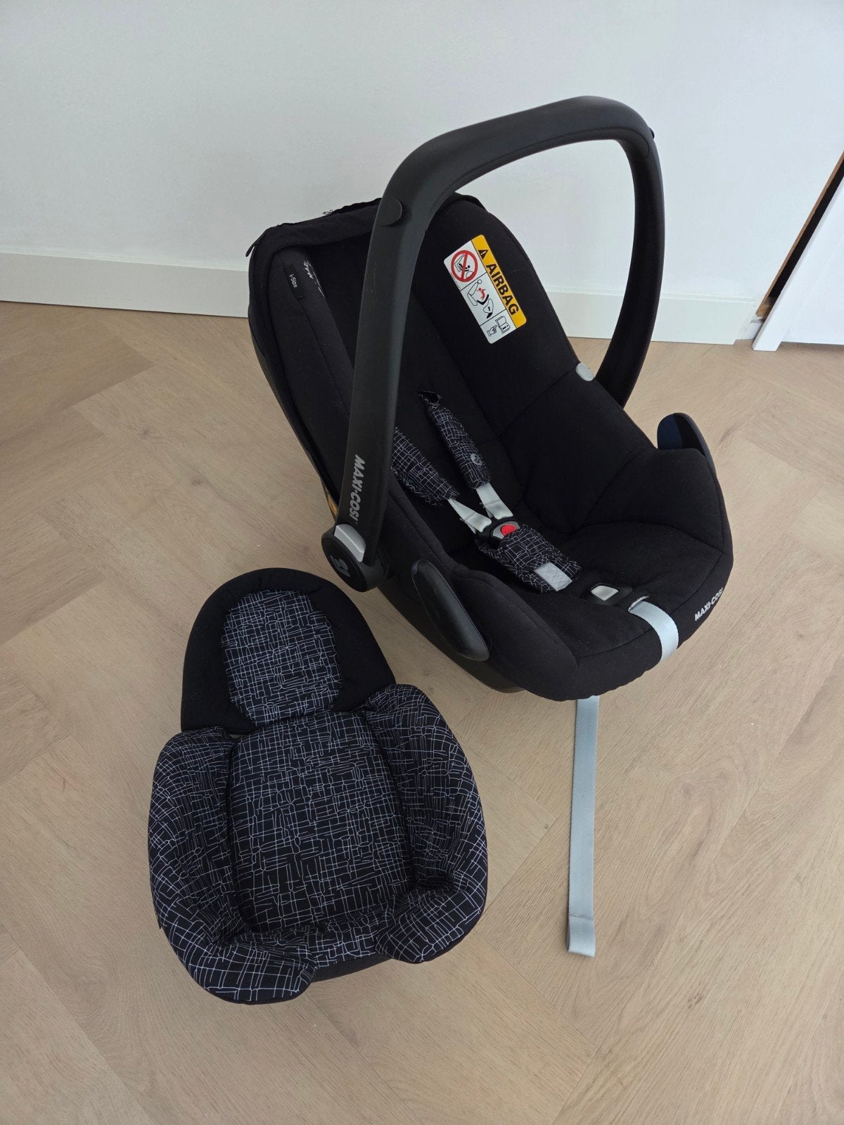 Maxi Cosi Rock zgan, Ophalen, Autogordel, Afneembare rugleuning, Zo goed als nieuw