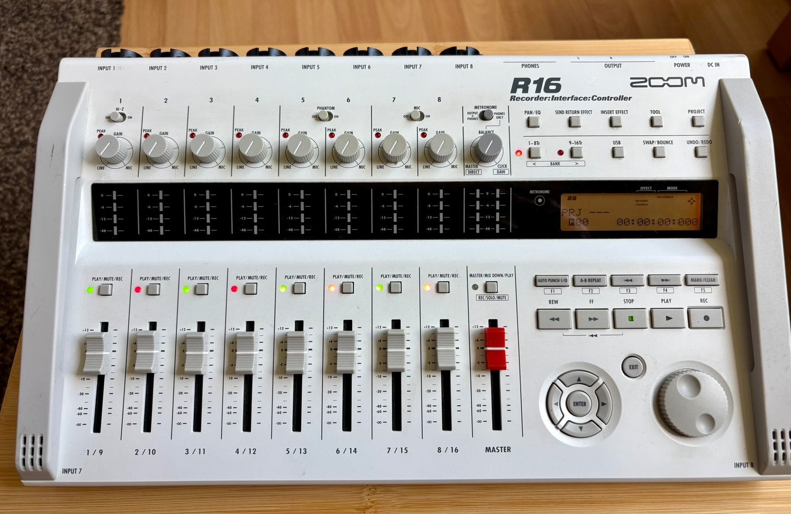 Zoom R16 Multitrack Recorder / Audio Interface / Controller, Ophalen of Verzenden, Gebruikt, 10 tot 20 kanalen, Microfooningang