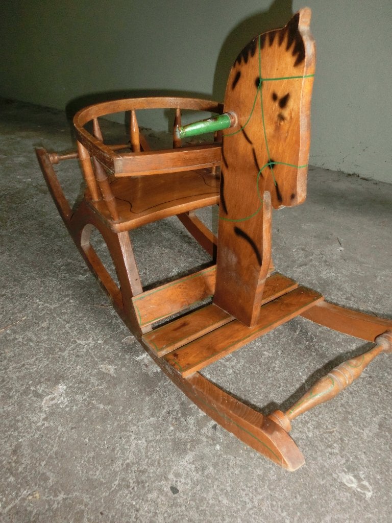 Een houten hobbelpaard uit de jaren 60, Ophalen, Gebruikt